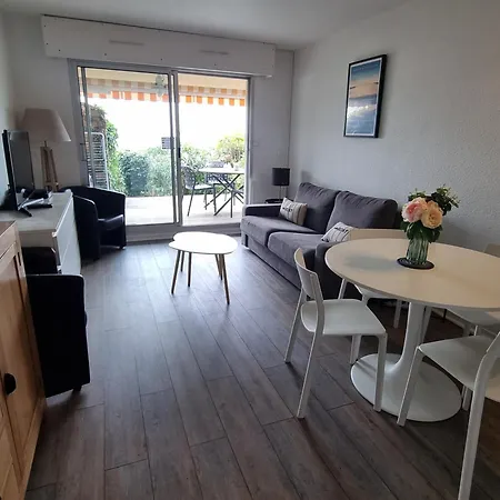 Apartament Face Au Port - Vue - Jardin - Wifi - Menage - 4 Pers *